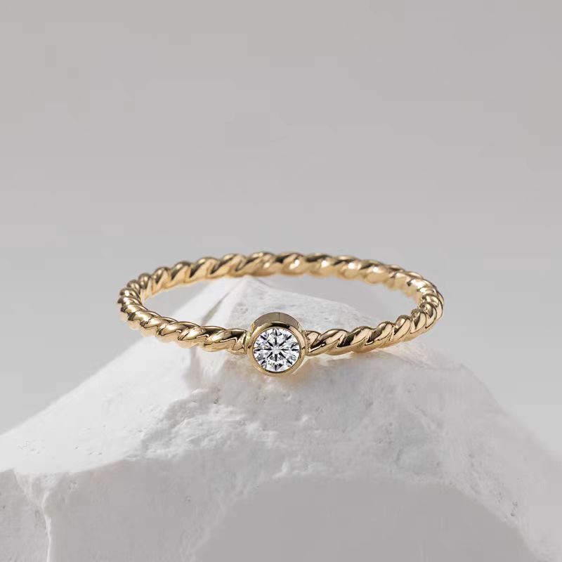 14k Gold Twist Ring