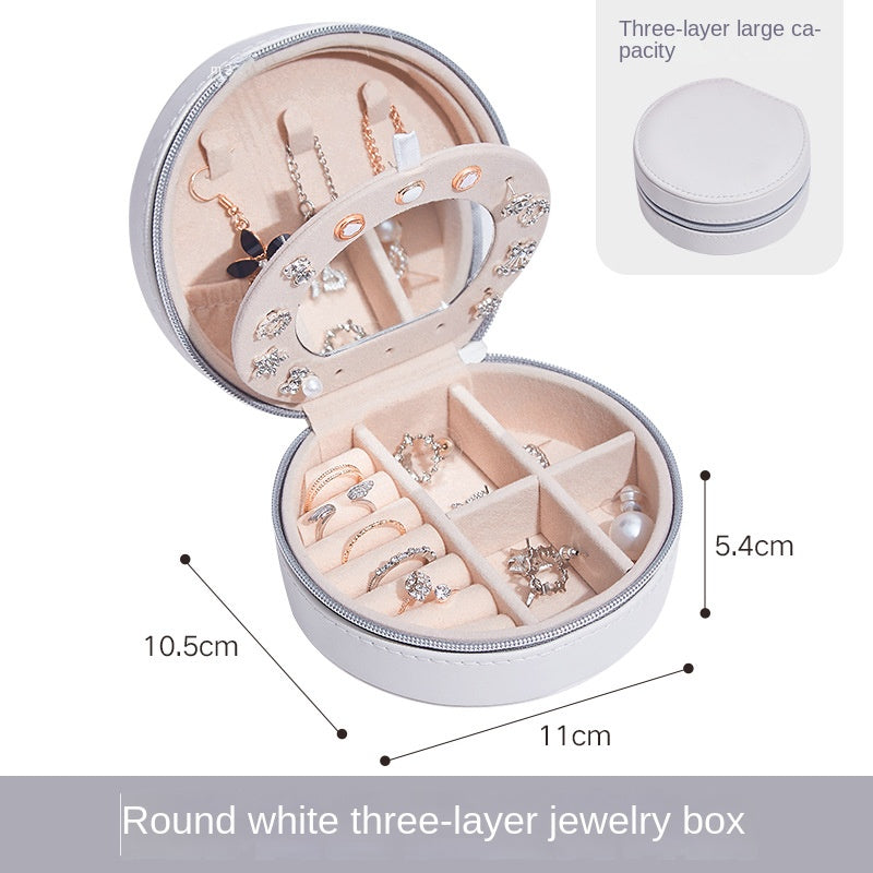 Creative portable jewelry organizer