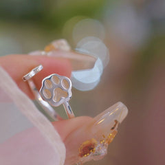 Luminous Cat Paw Ring