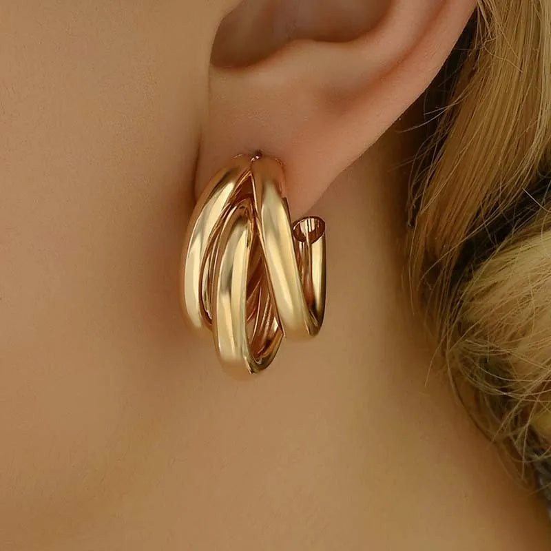 Gold Hoop Earrings – Elegant Geometric Statement for Women