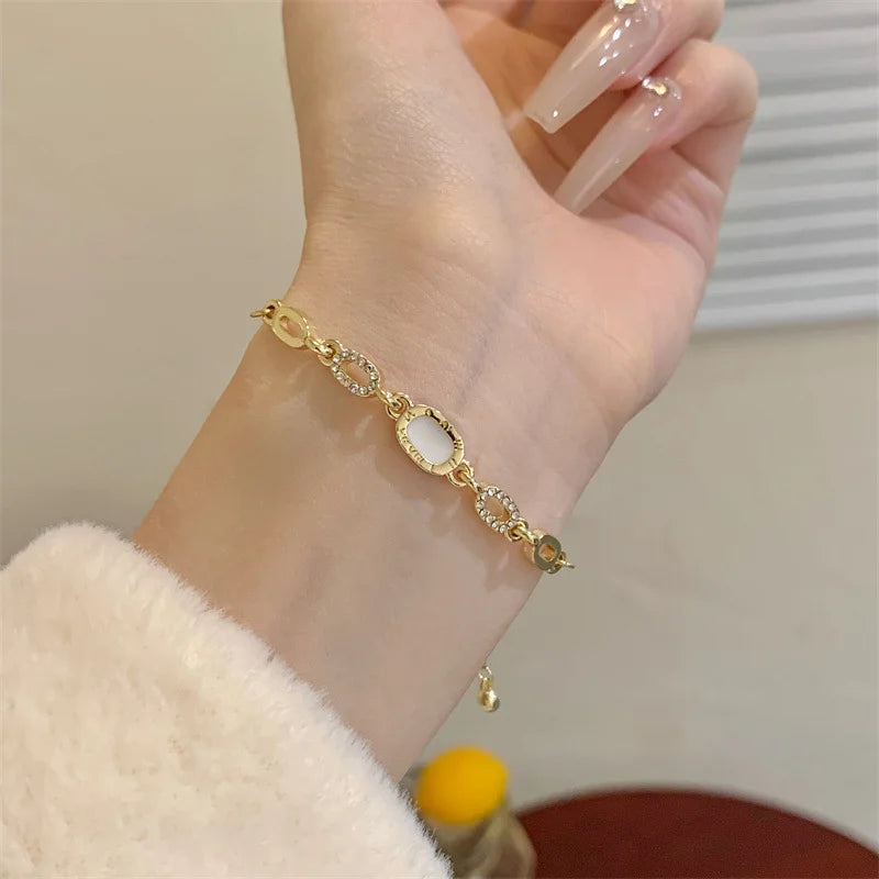 Luxury Gold-Plated Geometric Zircon Bracelet – Adjustable Square Design, Women’s Party And Wedding Jewelry