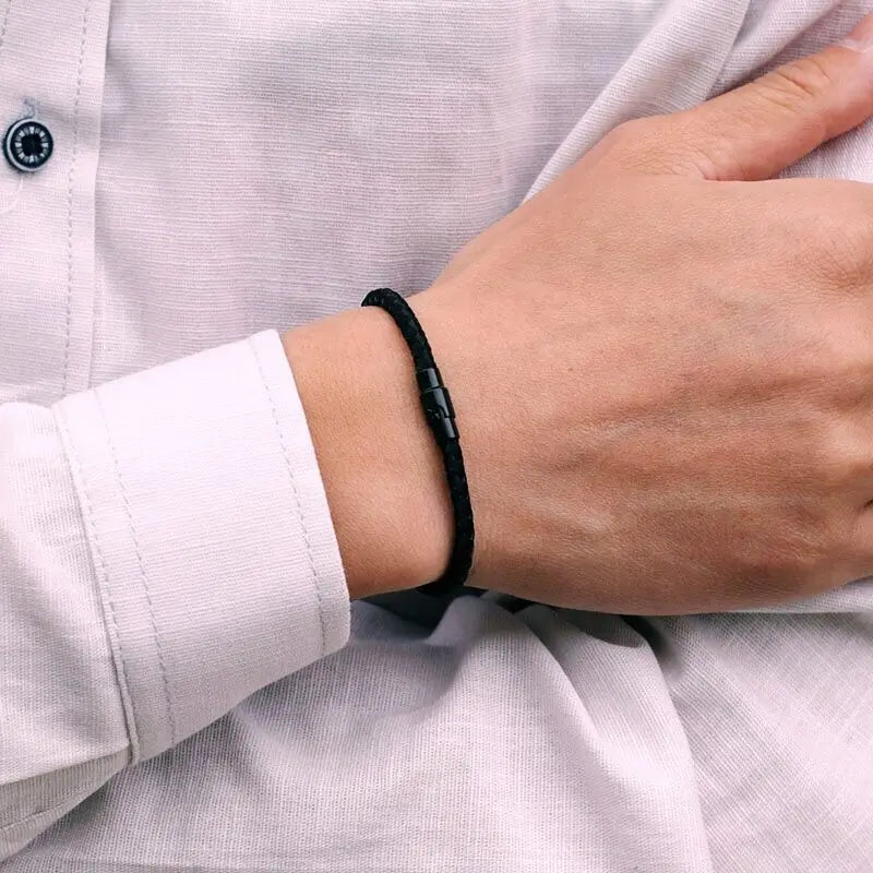 Men Lucky Thread Bracelet with Micro Magnetic Beads