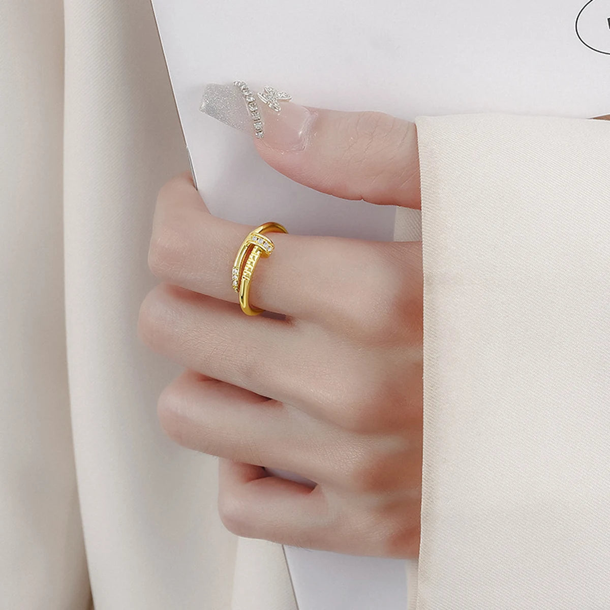 Light Luxury Gold Nail Ring