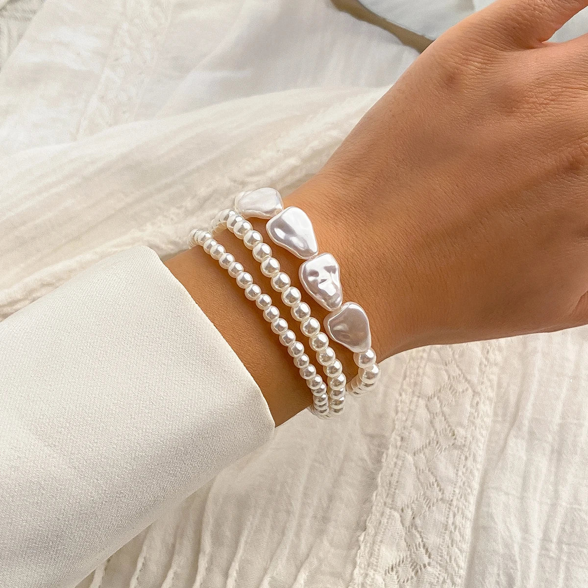 Multi-Layer Imitation Pearl Bracelet – Elegant Wide Fashion Jewelry for Women, Wedding And Party Gift