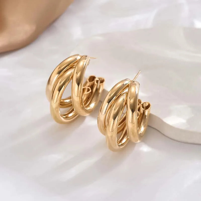 Gold Hoop Earrings – Elegant Geometric Statement for Women