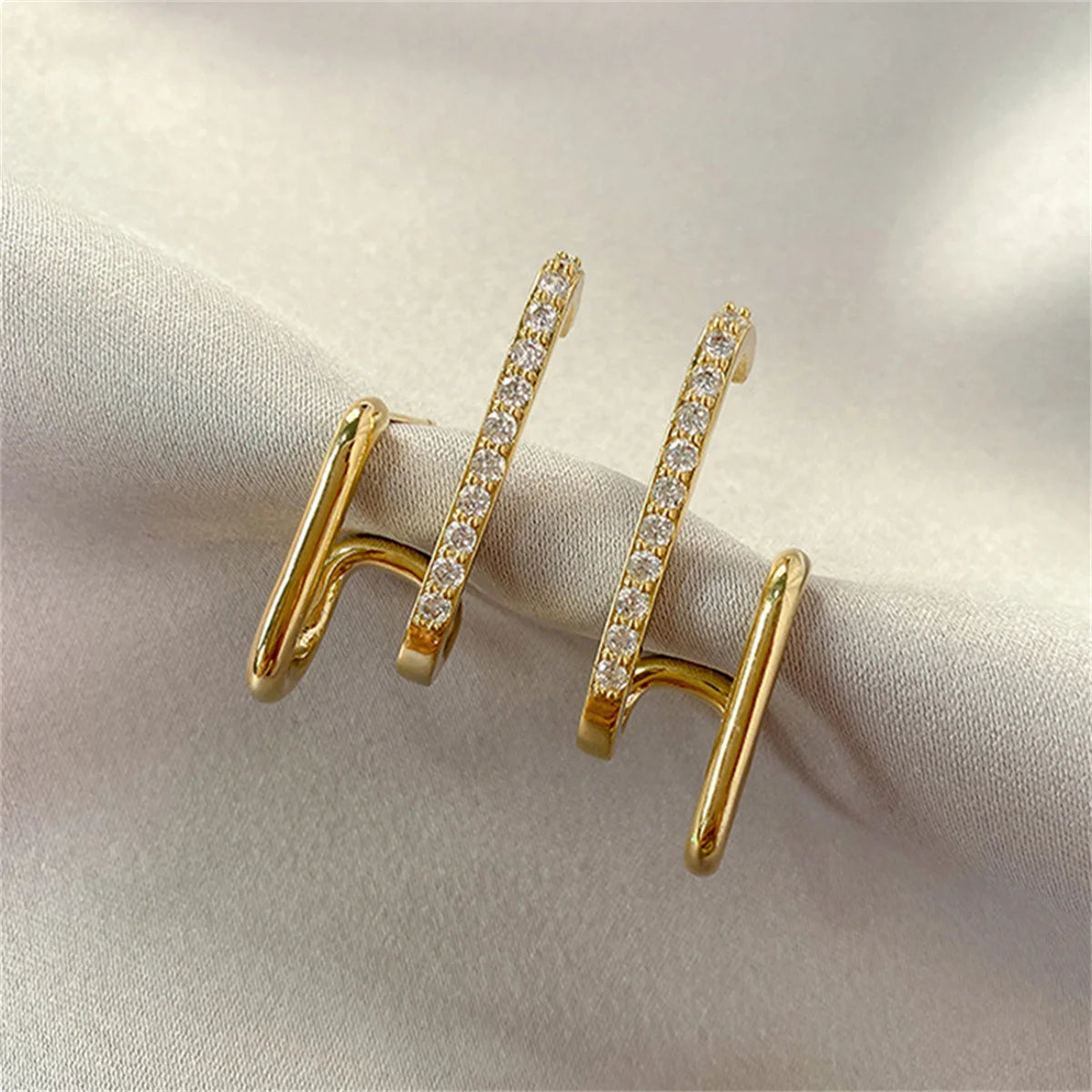 Irregular U-Shaped Gold Earrings for Women –  Luxury Crystal, Wedding And Party Jewelry